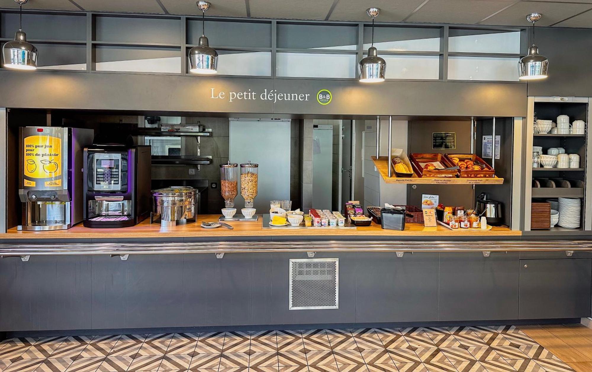 B&B Hotel Montelimar Sud Dış mekan fotoğraf